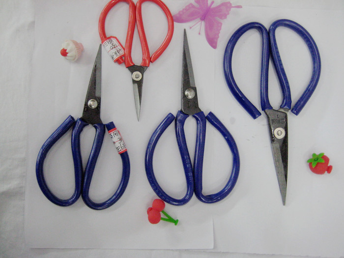 Factory direct KW-A1 civilian scissors cut the fabric leather trim red sleeve sewing scissors nail Factory direct KW-A1 civilian scissors cut the fabric leather trim red sleeve sewing scissors nail