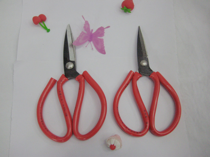 Factory direct KW-A1 civilian scissors cut the fabric leather trim red sleeve sewing scissors nail Factory direct KW-A1 civilian scissors cut the fabric leather trim red sleeve sewing scissors nail