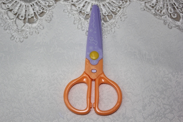 Kai-Bo metal factory in Yiwu KAIBO 8,021 lace plastic scissors scissors Kai-Bo metal factory in Yiwu KAIBO 8,021 lace plastic scissors scissors