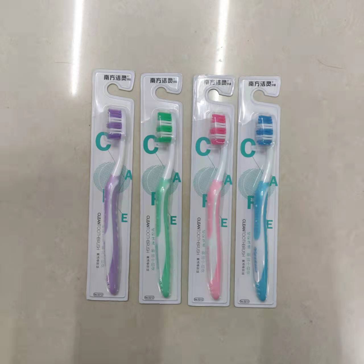 Daily Necessities Toothbrush Wholesale South Jele 5212 Wave Type Medium Hair Toothbrush