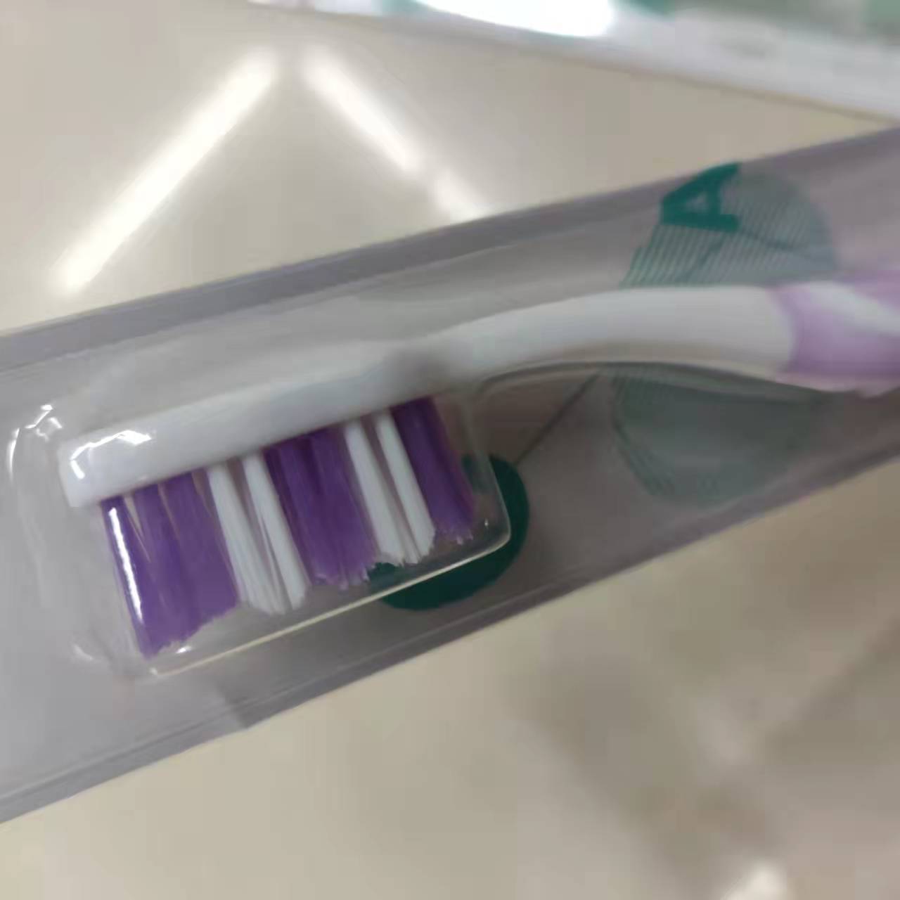 Daily Necessities Toothbrush Wholesale South Jele 5212 Wave Type Medium Hair Toothbrush