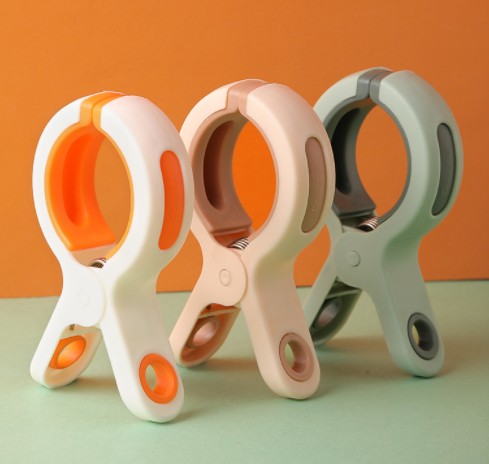 Clothes Pin Plastic Clip Three Packages for Foreign Trade Clothes Pin Plastic Clip Three Packages for Foreign Trade