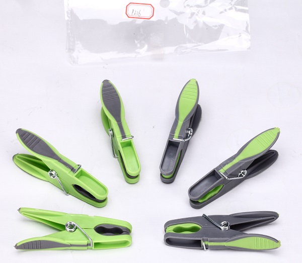 Natural Lam plastic clip Household Plastic clothes clothes- PIN fashion color Size: 82 * 15 * 14/32 mm