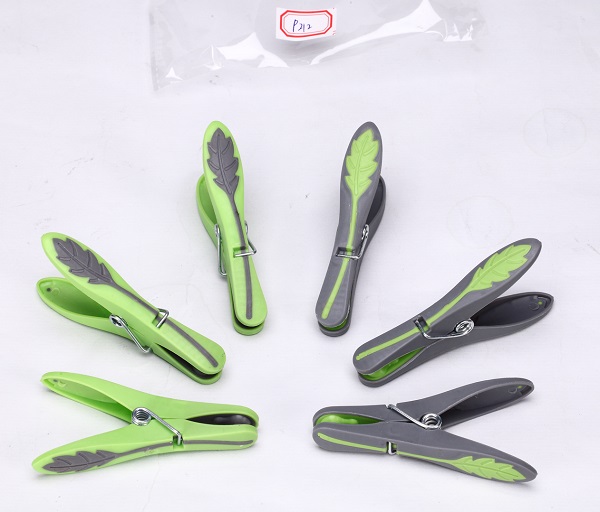 Natlin Plastic clip Household Plastic Clothes Clip Fashion color Size:84*15*15/41mm