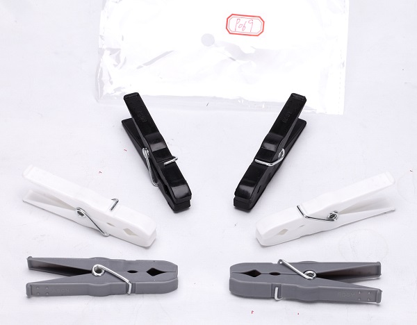 Natural Lin plastic clip household plastic clothespin black, white and grey Size: 79 * 10 * 16/21mm
