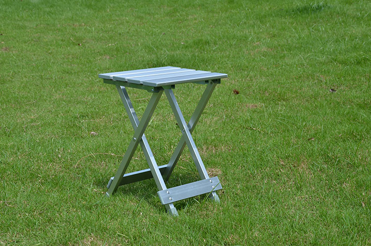 Portable aluminum alloy folding stool fishing stool is stable, durable and beautiful