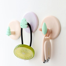 Iron hook Cartoon Nail-Free Iron Hook behind the Door Kitchen Bathroom Strong Sticky Hook Clothes Hook