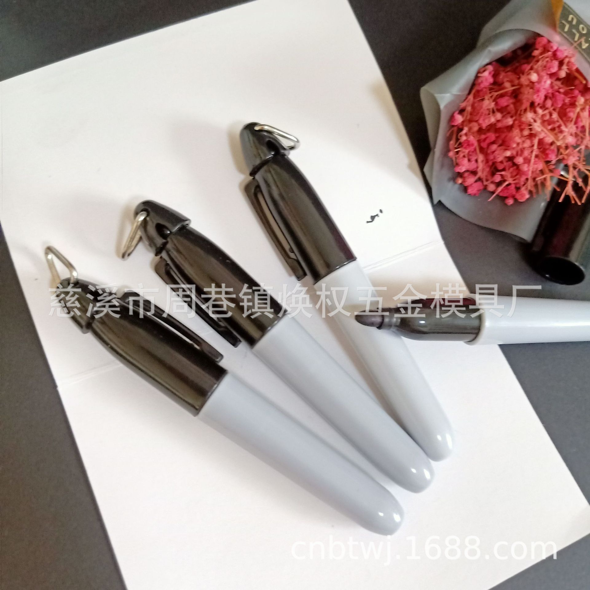 Mini Textile Marking Pen with Triangle Buckle Iron Hook Hook Line Pen