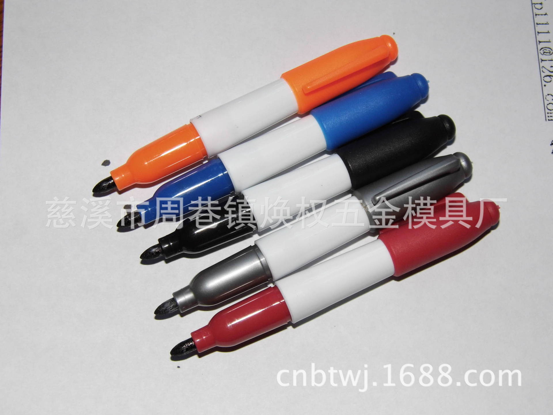 Mini Textile Marking Pen with Triangle Buckle Iron Hook Hook Line Pen Mini Textile Marking Pen with Triangle Buckle Iron Hook Hook Line Pen