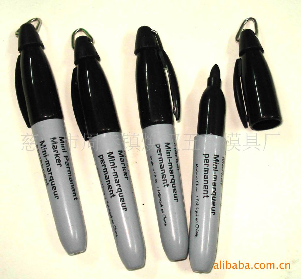 Mini Textile Marking Pen with Triangle Buckle Iron Hook Hook Line Pen Mini Textile Marking Pen with Triangle Buckle Iron Hook Hook Line Pen