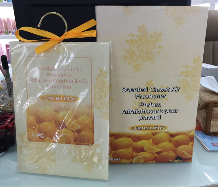 Iron hook large sachet wrapped in Thai sachet. Iron hook large sachet wrapped in Thai sachet.