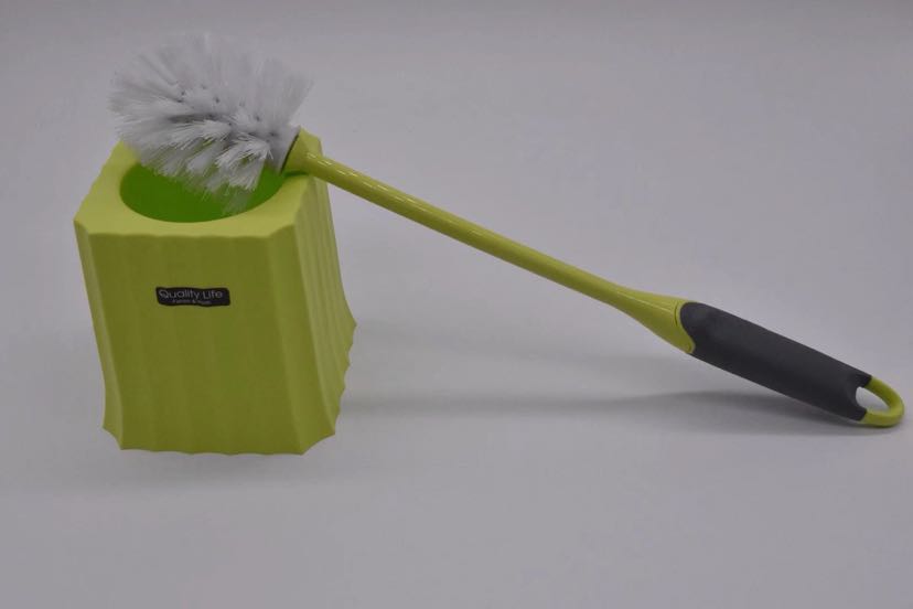 Creative toilet brush creative toilet with base set cleaning brush to wash toilet seat plastic toilet brush