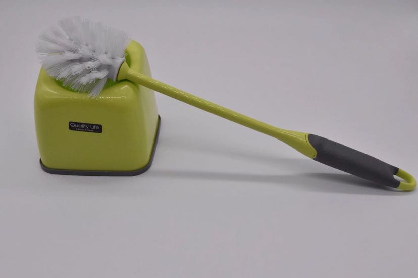 Creative toilet brush creative toilet with base set cleaning brush to wash toilet seat plastic toilet brush
