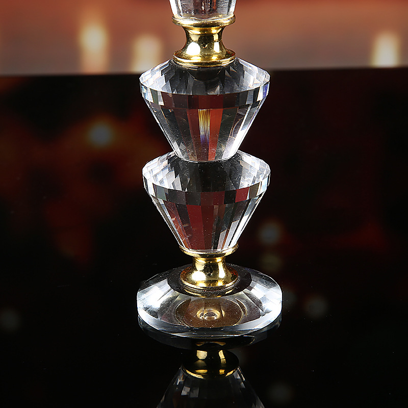 Factory Direct Sales Creative Simple And Light Luxury American Style Furnishings Wedding Props Crystal Candlestick Crystal Crafts Ornaments