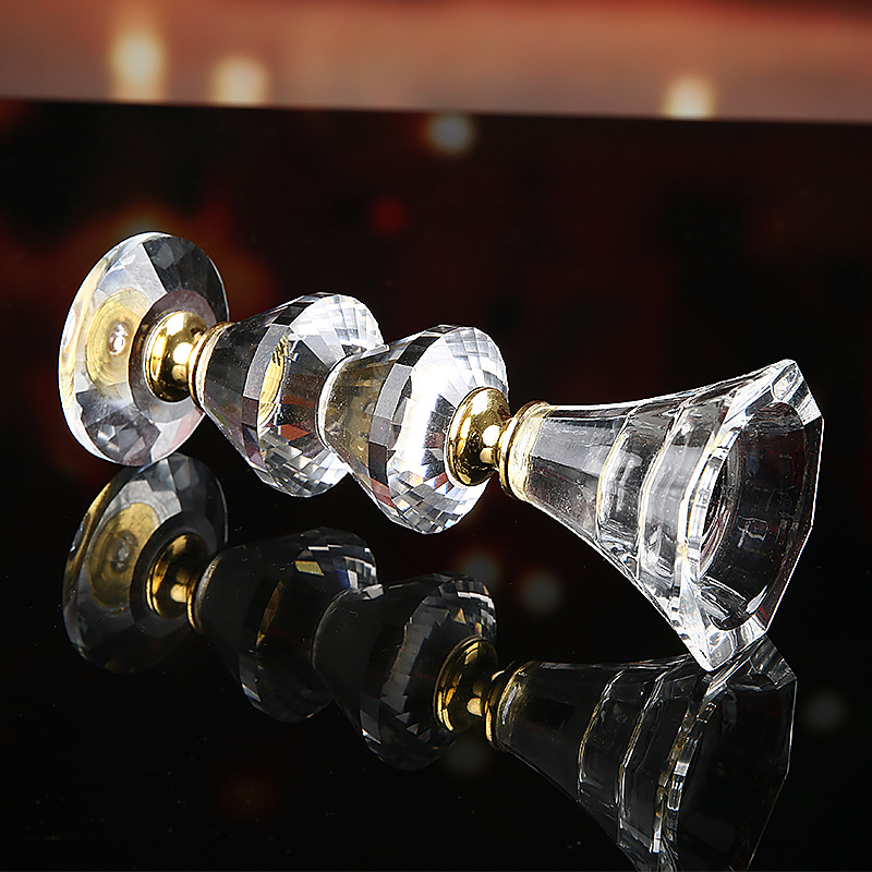 Factory Direct Sales Creative Simple And Light Luxury American Style Furnishings Wedding Props Crystal Candlestick Crystal Crafts Ornaments