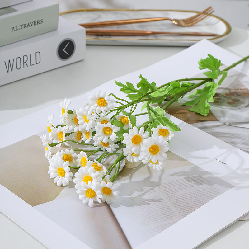 High-End Artificial Flower Spring Chamomile Home Decoration Small Sunflower Pastoral Style Fake Flower Factory Artificial Flowers Wholesale