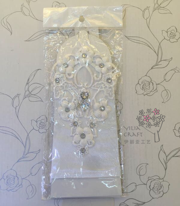 Korean bride wedding show mittens lace bowknot wedding dress accessories wedding gloves. Korean bride wedding show mittens lace bowknot wedding dress accessories wedding gloves.