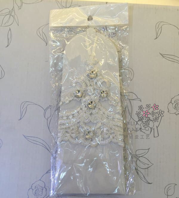 Korean bride wedding show mittens lace bowknot wedding dress accessories wedding gloves. Korean bride wedding show mittens lace bowknot wedding dress accessories wedding gloves.