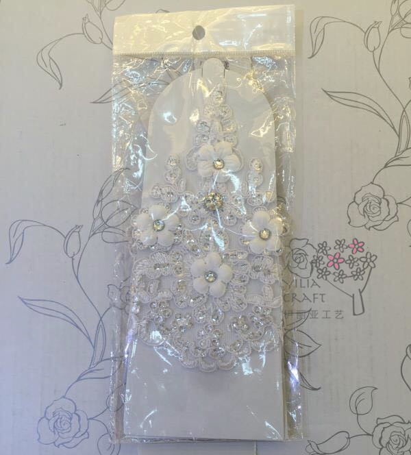 Korean bride wedding show mittens lace bowknot wedding dress accessories wedding gloves. Korean bride wedding show mittens lace bowknot wedding dress accessories wedding gloves.