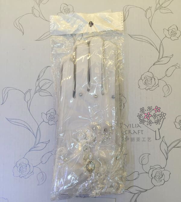 Korean bride wedding show mittens lace bowknot wedding dress accessories wedding gloves. Korean bride wedding show mittens lace bowknot wedding dress accessories wedding gloves.