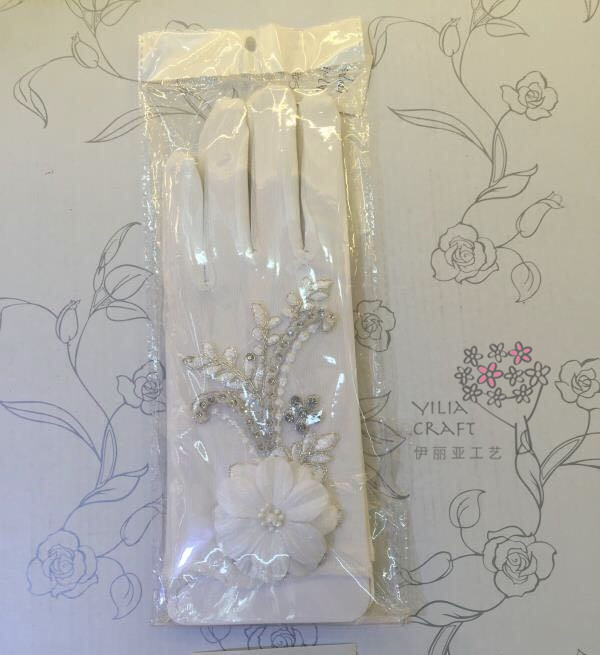 Korean bride wedding show mittens lace bowknot wedding dress accessories wedding gloves. Korean bride wedding show mittens lace bowknot wedding dress accessories wedding gloves.