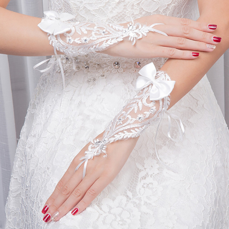 Korean Style Wedding Dress Fingerless Gloves Wedding Lace Gloves Wedding Accessories Wedding Photography Fingerless Gloves Direct Sales
