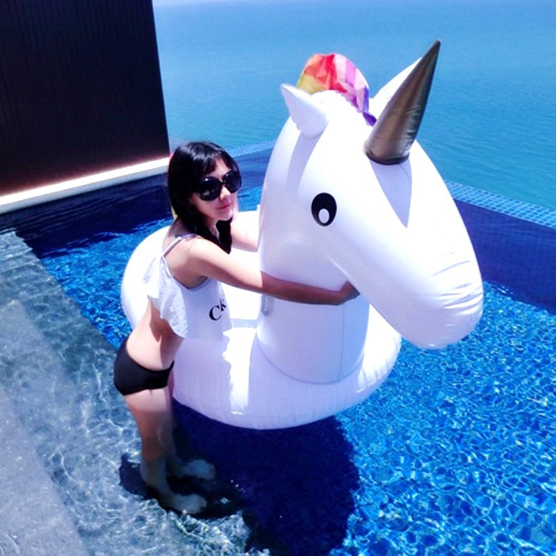 Small Unicorn Factory Direct Swan Pineapple Unicorn Tianma Donut Overwater Floating Mat Swimming Ring Spot