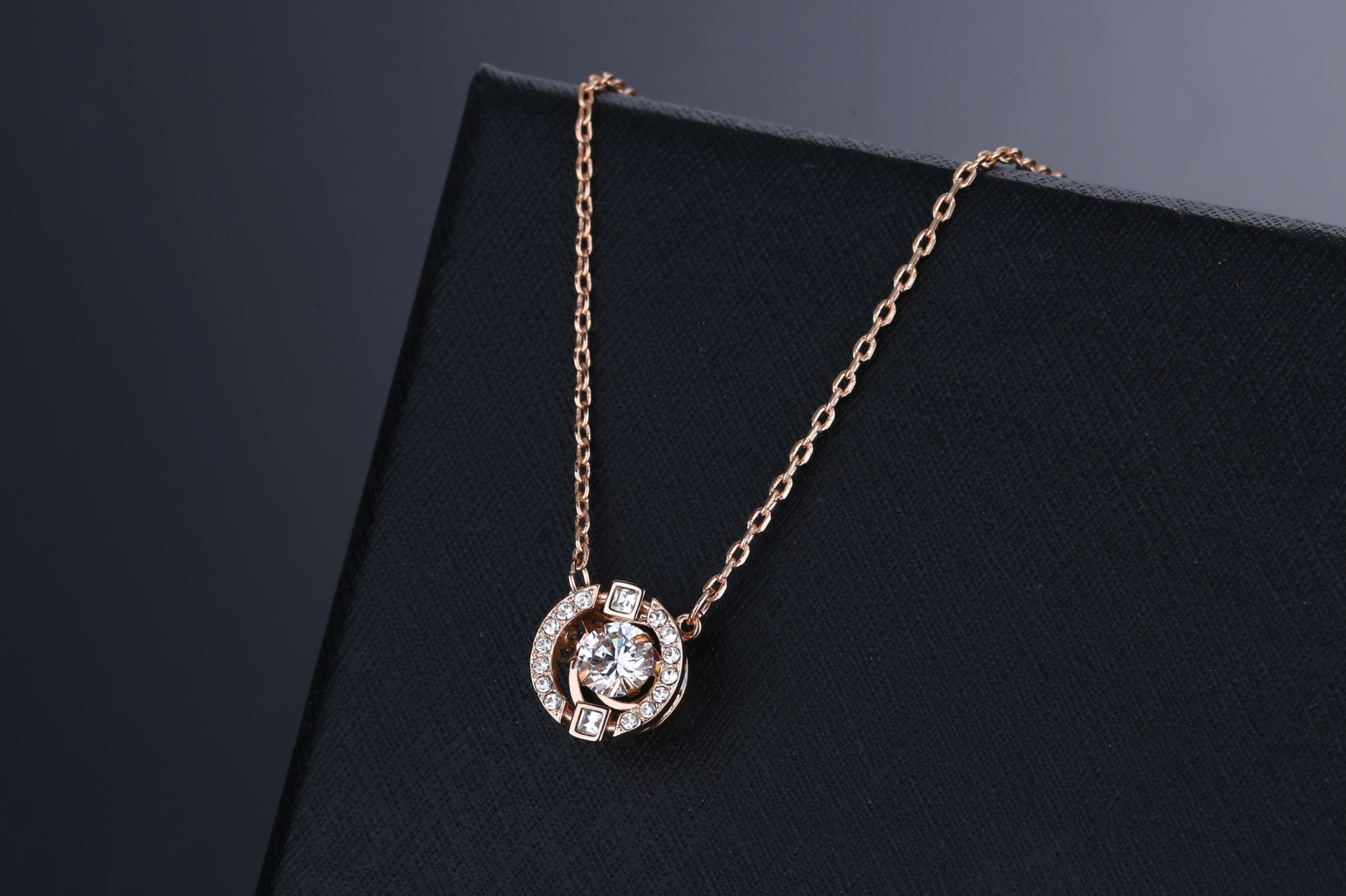 With Swarovski Element Style Crystal Smart Necklace Female Pulsatile Heart Shijia Swan Set Chain With Swarovski Element Style Crystal Smart Necklace Female Pulsatile Heart Shijia Swan Set Chain