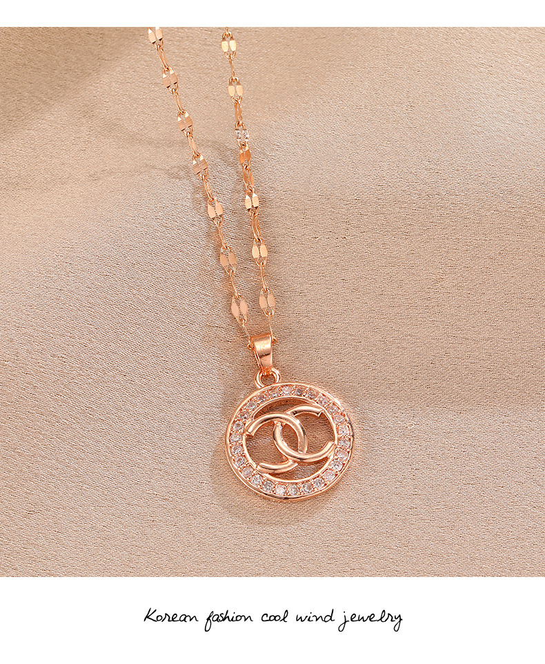  Swan Necklace Internet Celebrity Ins Socialite Style Rose Gold Titanium Steel Pendant Best-Seller on Douyin