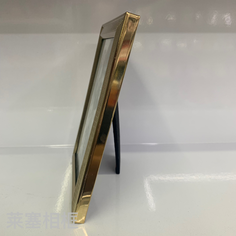 Hammer Bronze Printing Iron Plating Glass Creative Decoration Photo Home Decorative Gift Crafts Metal Material Photo Frame