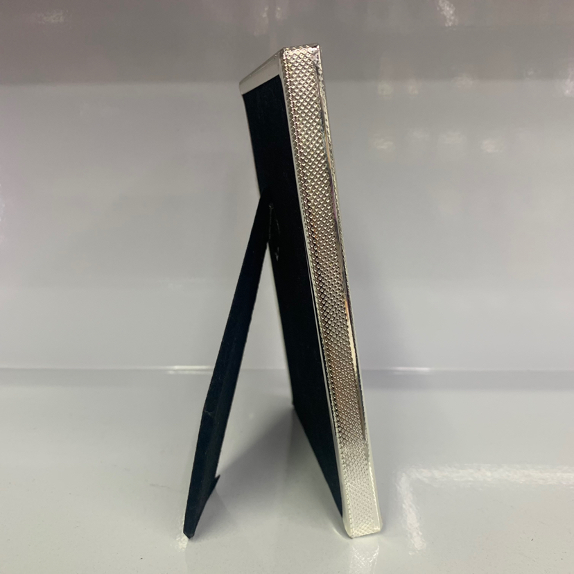 Grinding Pattern Iron Plating Silver Glass Creative Decoration Photo Home Decorative Gift Crafts Metal Photo Frame Grinding Pattern Iron Plating Silver Glass Creative Decoration Photo Home Decorative Gift Crafts Metal Photo Frame