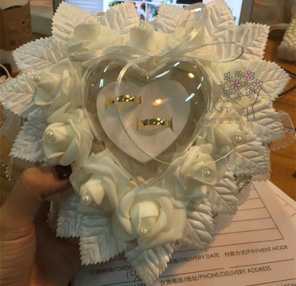 The new ring is a jewelry box for wedding flower girl bridesmaid to exchange the ring box manufacturer direct sale. The new ring is a jewelry box for wedding flower girl bridesmaid to exchange the ring box manufacturer direct sale.