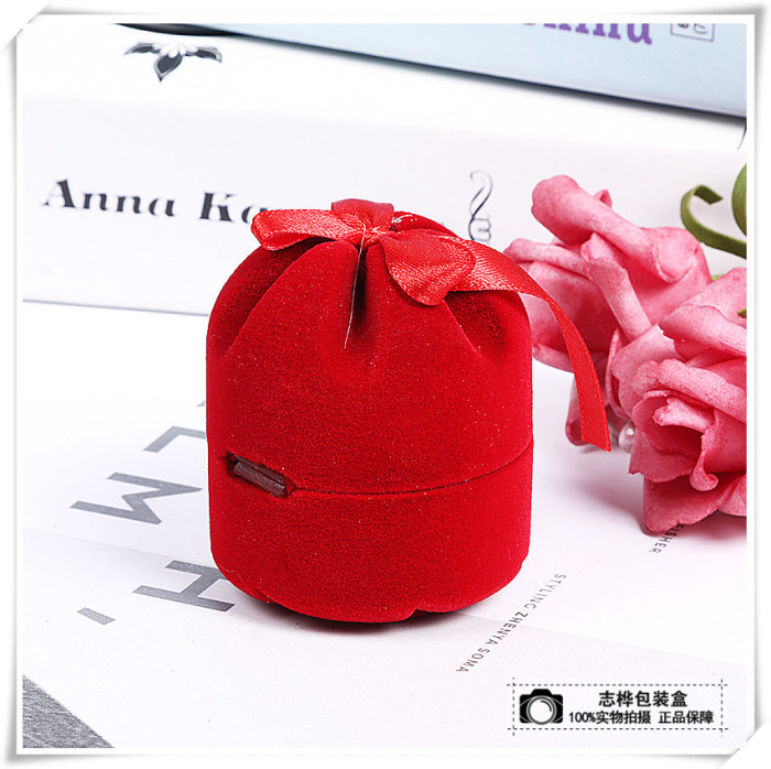 Red flocking ring box ear stud box identifiers box gift box Red flocking ring box ear stud box identifiers box gift box