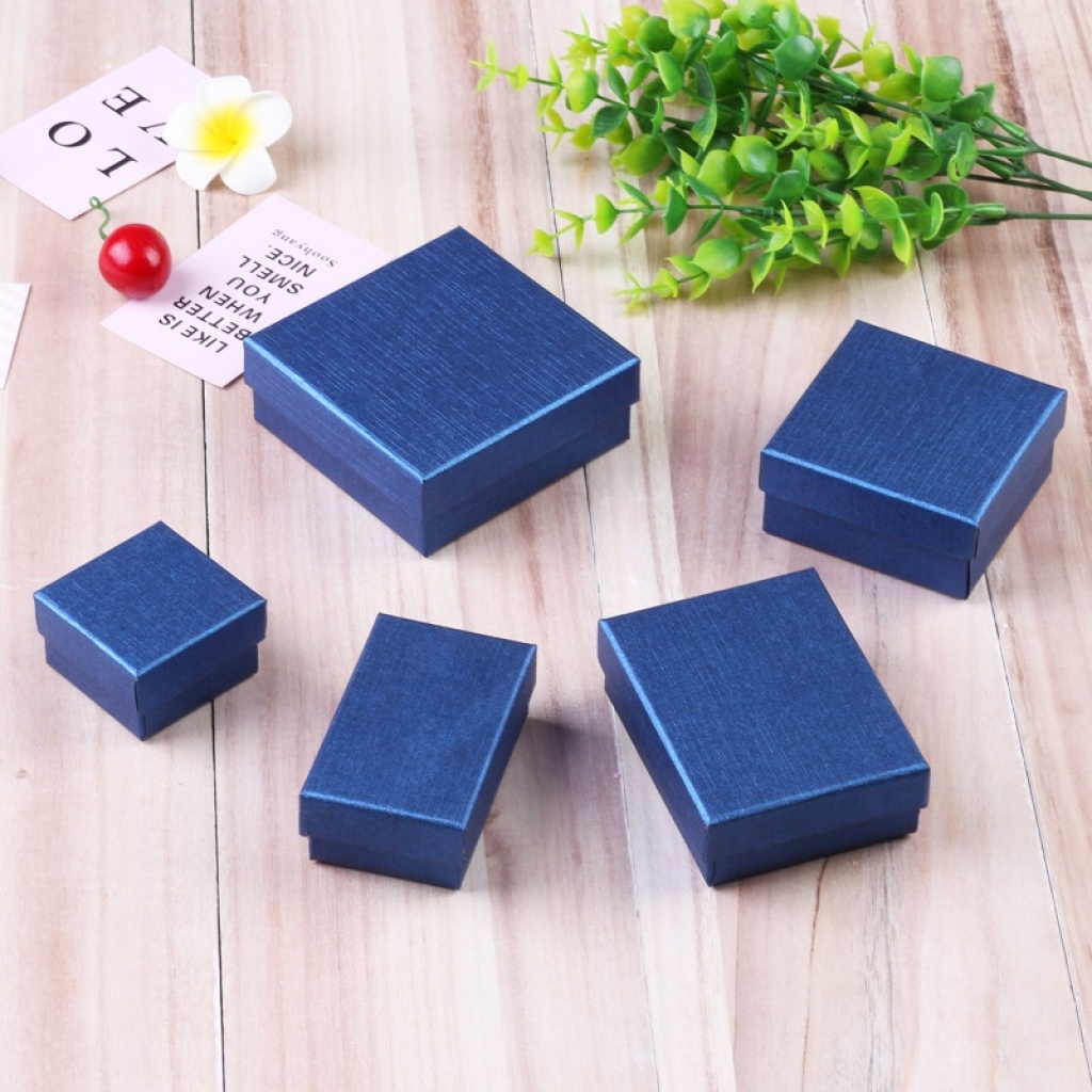Factory Wholesale Ring Box Jewelry Box Pendant Necklace Lenny Pattern Jewelry Box Earrings Small Paper Box