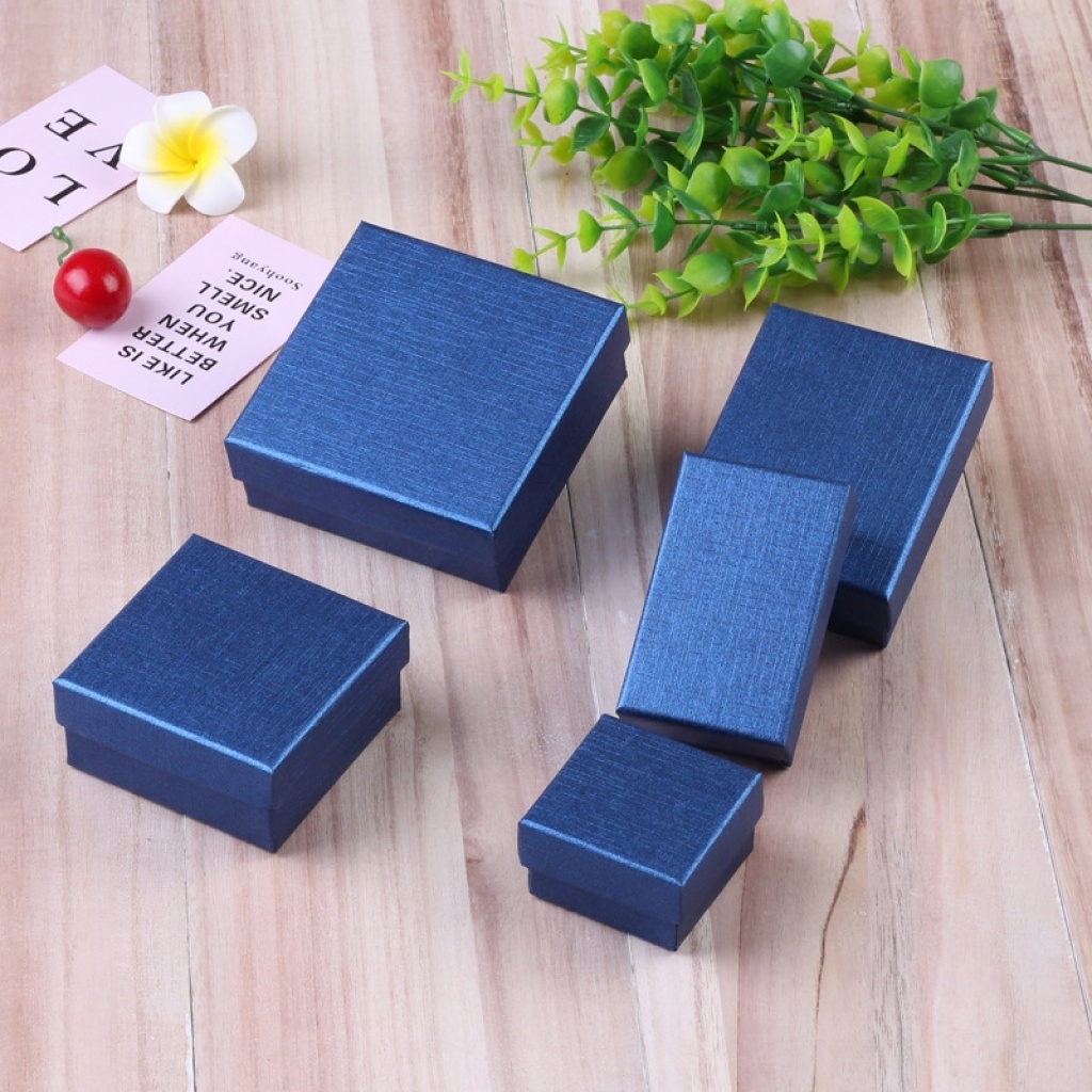 Factory Wholesale Ring Box Jewelry Box Pendant Necklace Lenny Pattern Jewelry Box Earrings Small Paper Box