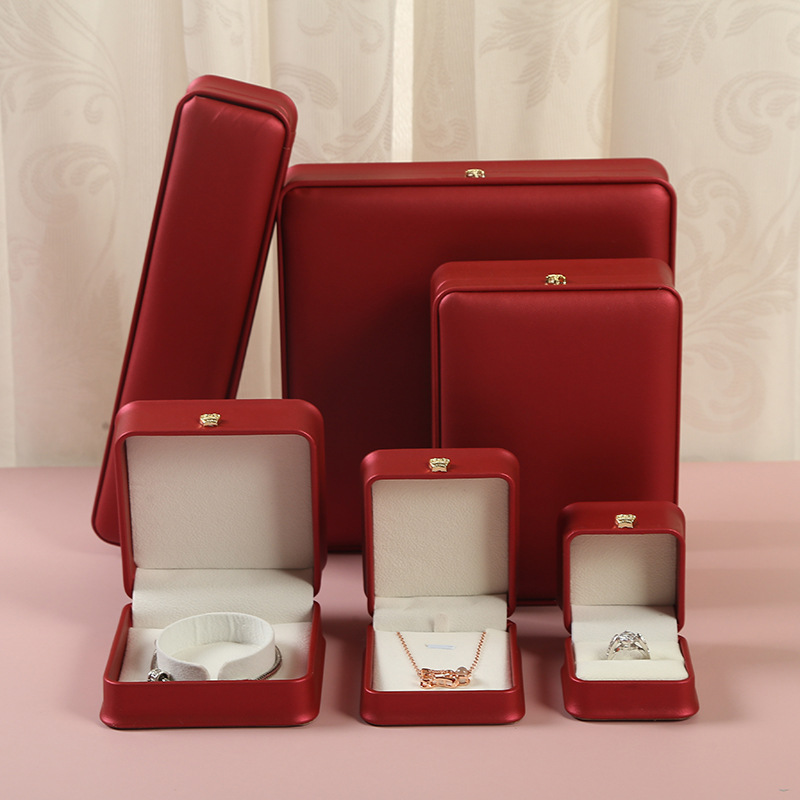 Spot Supply Convex Edge with Crown Diamond Wine Red Ring Box Pendant Box Bracelet Box Necklace Ear Stud Pearl Box Spot Supply Convex Edge with Crown Diamond Wine Red Ring Box Pendant Box Bracelet Box Necklace Ear Stud Pearl Box
