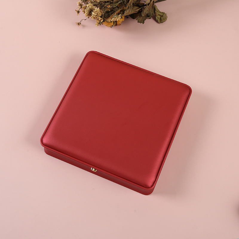 Spot Supply Convex Edge with Crown Diamond Wine Red Ring Box Pendant Box Bracelet Box Necklace Ear Stud Pearl Box Spot Supply Convex Edge with Crown Diamond Wine Red Ring Box Pendant Box Bracelet Box Necklace Ear Stud Pearl Box