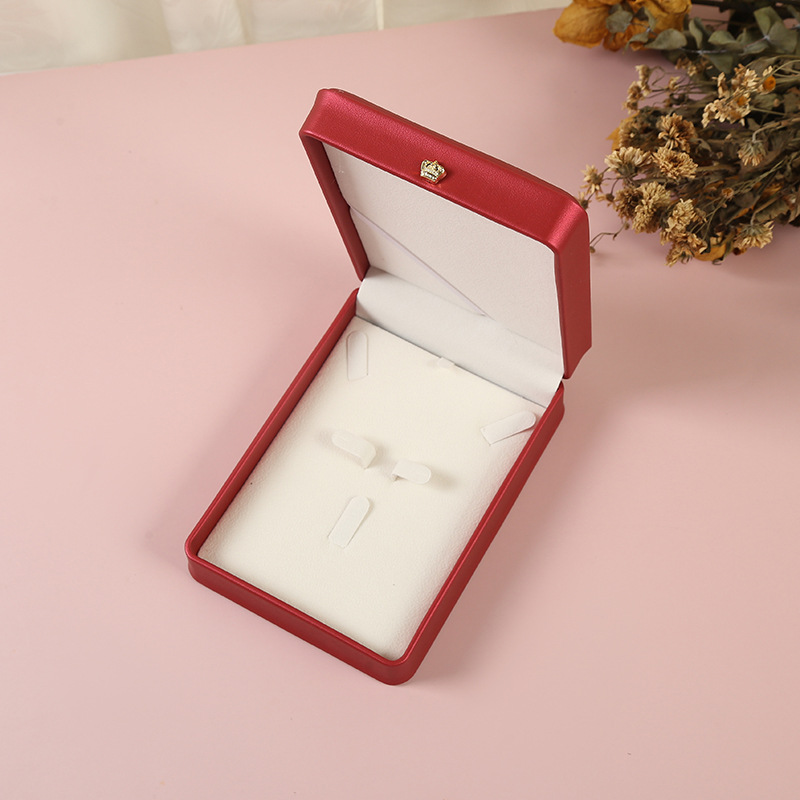 Spot Supply Convex Edge with Crown Diamond Wine Red Ring Box Pendant Box Bracelet Box Necklace Ear Stud Pearl Box Spot Supply Convex Edge with Crown Diamond Wine Red Ring Box Pendant Box Bracelet Box Necklace Ear Stud Pearl Box