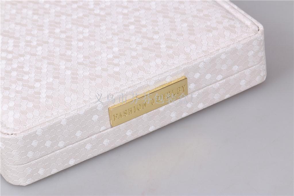 Pendant box stud ring box: Flannelette jewelry box good bracelet box stud ring box