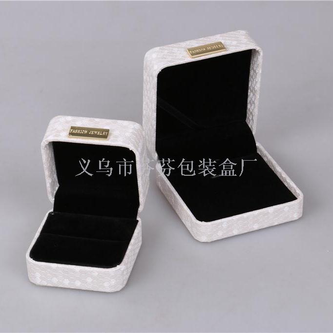 Pendant box stud ring box: Flannelette jewelry box good bracelet box stud ring box