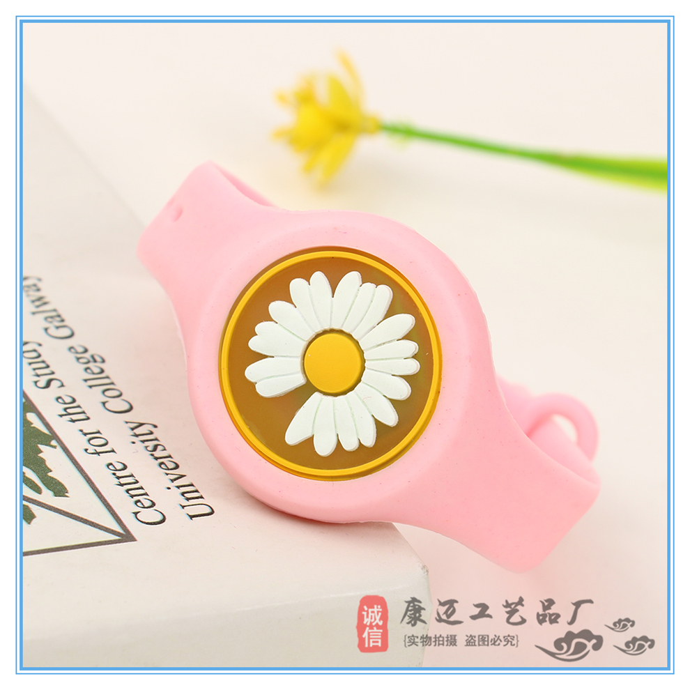 Baby Children's Luminous Mosquito Repellent Bracelet Summer Outdoor Carry Anti Mosquito Bite Flash Mosquito Repellent Cartoon Bracelet Baby Children's Luminous Mosquito Repellent Bracelet Summer Outdoor Carry Anti Mosquito Bite Flash Mosquito Repellent Cartoon Bracelet