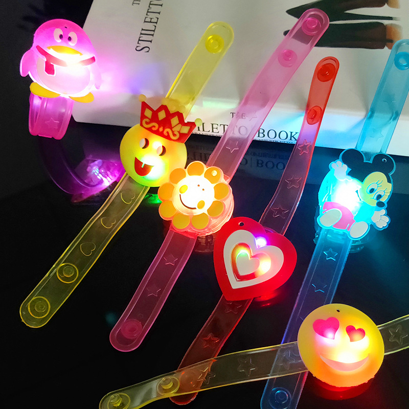 Children's Luminous Wristband Christmas Flash Bracelet Luminous Watch Band Soft Rubber Bracelet Luminous Bracelet Children's Luminous Wristband Christmas Flash Bracelet Luminous Watch Band Soft Rubber Bracelet Luminous Bracelet