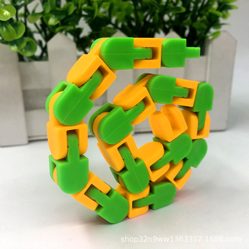 Amazon Pressure Reduction Toy Rotatable Vent Toy Luminous Version 24-Section Bicycle Track Chain Fluid Bracelet