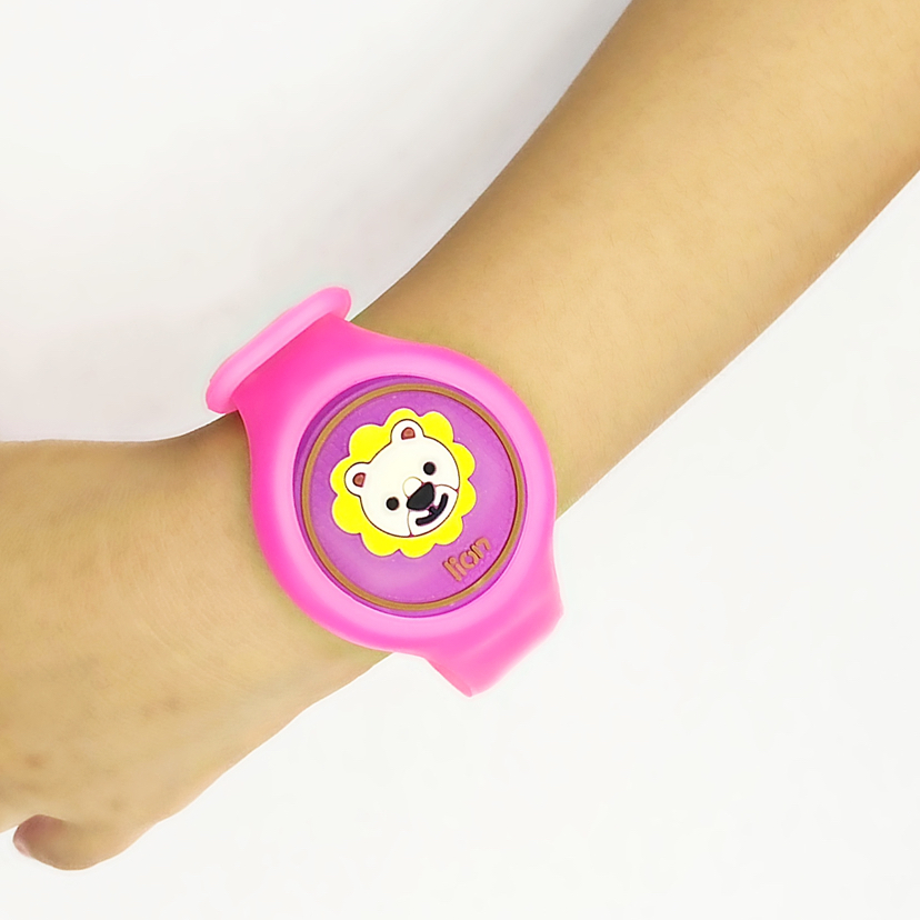 Luminous Mosquito Repellent Bracelet Children's Mosquito Repellent Mosquito Repellent Buckle Portable Portable Outdoor Mosquito Repellent Watch Stall Night Market Luminous Mosquito Repellent Bracelet Children's Mosquito Repellent Mosquito Repellent Buckle Portable Portable Outdoor Mosquito Repellent Watch Stall Night Market
