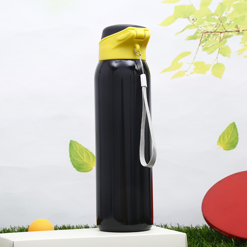 The New fashion creative sports cup 304 stainless steel straw insulation cup is suing portable car water cup custom The New fashion creative sports cup 304 stainless steel straw insulation cup is suing portable car water cup custom