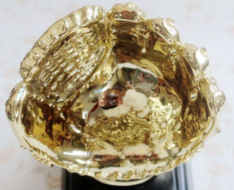 Resin Crafts Electroplating Baseball Gloves Home Decorations Creative Sports Trophy Gift Customization