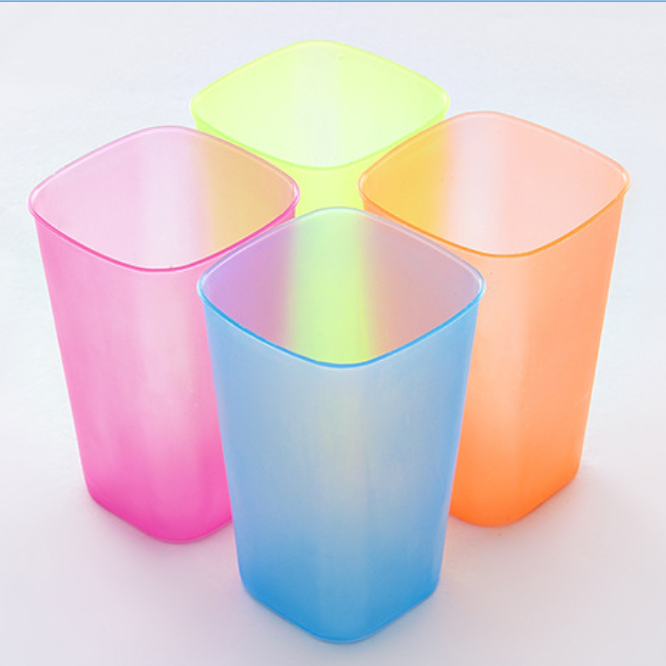 Creative Rugby shaped winding straw cup / Bar Party kettle RS-2989