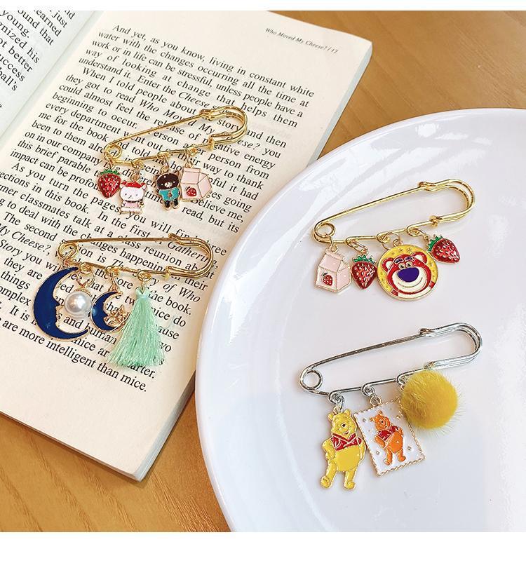 Cute Japanese Style Brooch Ins Trendy Anti-Unwanted-Exposure Buckle Personality Safety Pin Fixed Clothes Cartoon Pin Bag Accessories for Women