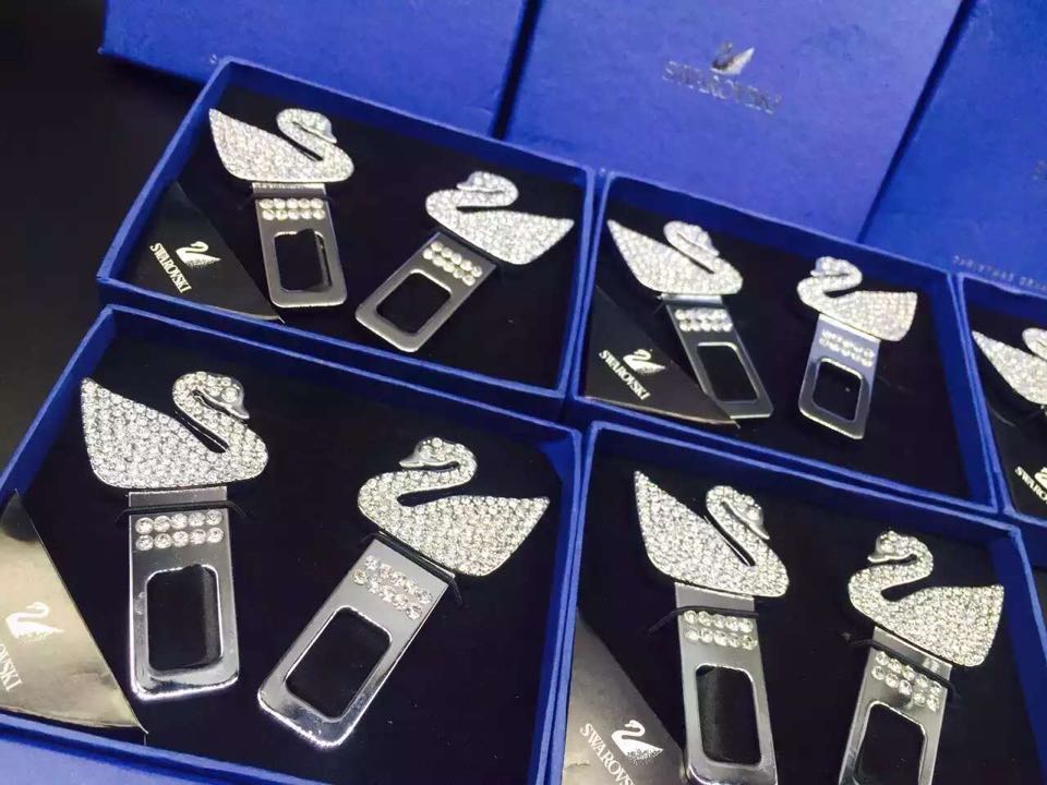Automobile safety buckle on mute swan high quality diamond