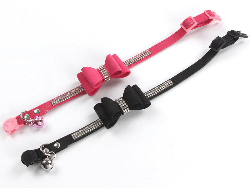 Gold Bow Tie Rhinestone a Crystal Microfiber Korean Velvet Soft and Comfortable Cat Collar Safety Buckle Collar Cat Belt Popular Collar